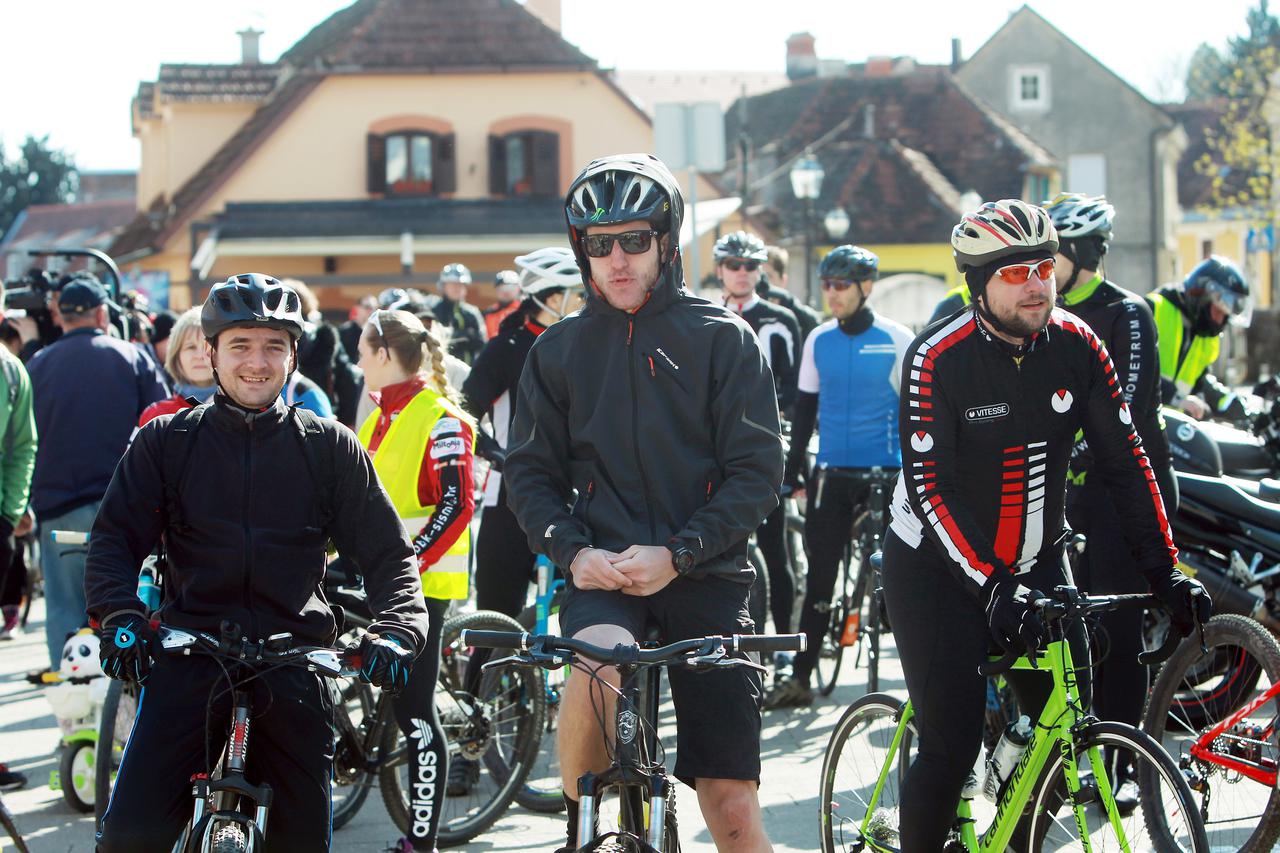 06.04.2015., Samobor -  Obiteljska biciklijada  U ritmu zdravlja u organizaciji Filipa Turka i Brdsko biciklistickog kluba Sismis.  Photo: Goran Jakus/PIXSELL