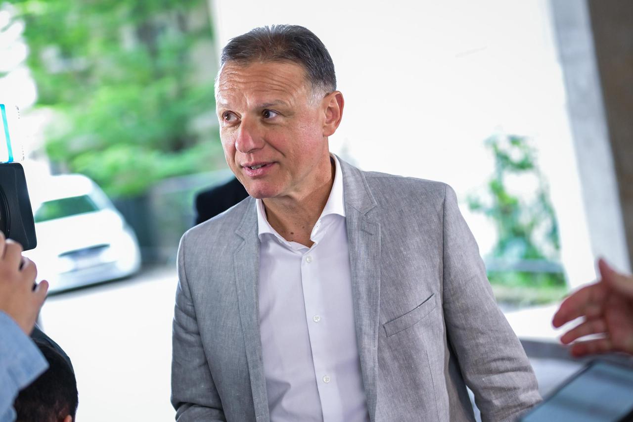 Zagreb: Dolazak članova HDZ-a na sjednicu šireg Predsjedništva stranke