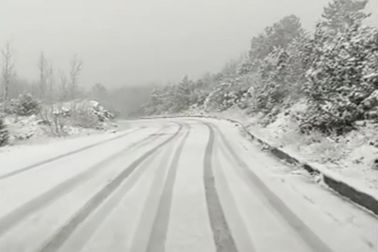Snijeg u Sinju i Cetinskoj krajini