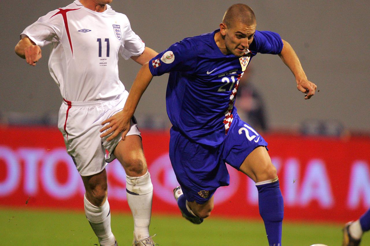 ARHIVA - 2006. Zagreb: Vatreni i "maksimirska krtica" srušili su Englesku 
