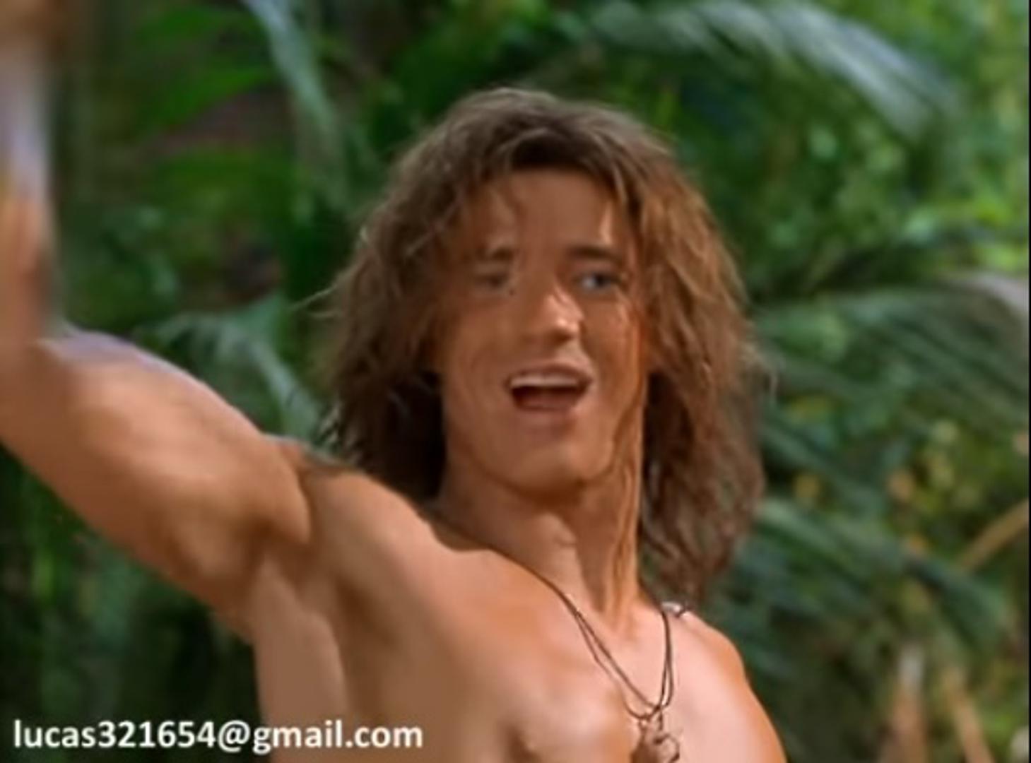 Fraserova se filmska karijera usporila od kasnih 2000-ih do sredine 2010-ih zbog slabih kino-uspjeha te zbog zdravstvenih i osobnih problema.  Mnogi vjeruju da je Brendan Fraser godinama bio nepoželjna osoba u Hollywoodu, gotovo pa na “crnoj listi”, nakon što ga je 2003., na vrhuncu njegove slave, seksualno napastovao utjecajni hollywoodski dužnosnik i kritičar Philip Berk. 