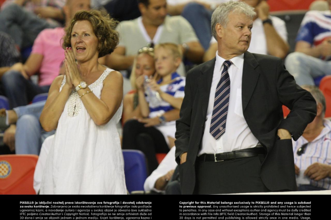 '02.08.2012., Stadion Poljud, Split - Prva utakmica 3. pretkola Europske lige, HNK Hajduk Split - FC Inter Milano. Branka Ramljak, Marin Brbic.  Photo:Ivo Cagalj/PIXSELL'