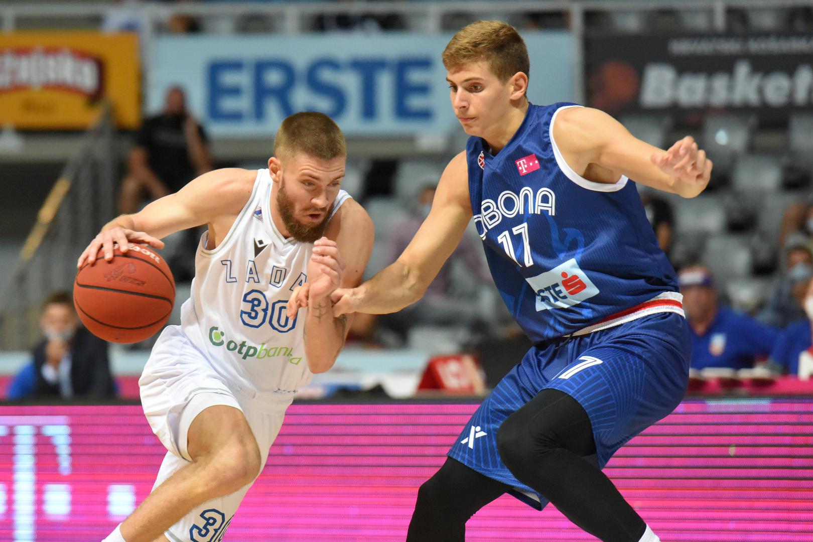 25.09.2020., dvorana Kresimira Cosica, Zadar - HT Premijer liga, 02. kolo, KK Zadar - KK Cibona. Dominik Mavra, Roko Prkacin. Photo: Dino Stanin/PIXSELL