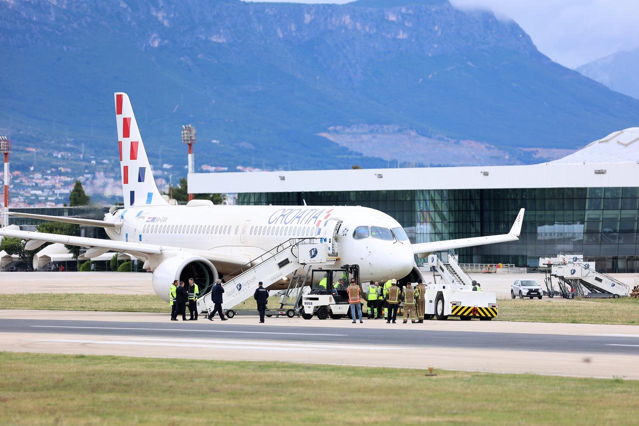 Split: Avion Croatia Airlinesa izletio sa staze
