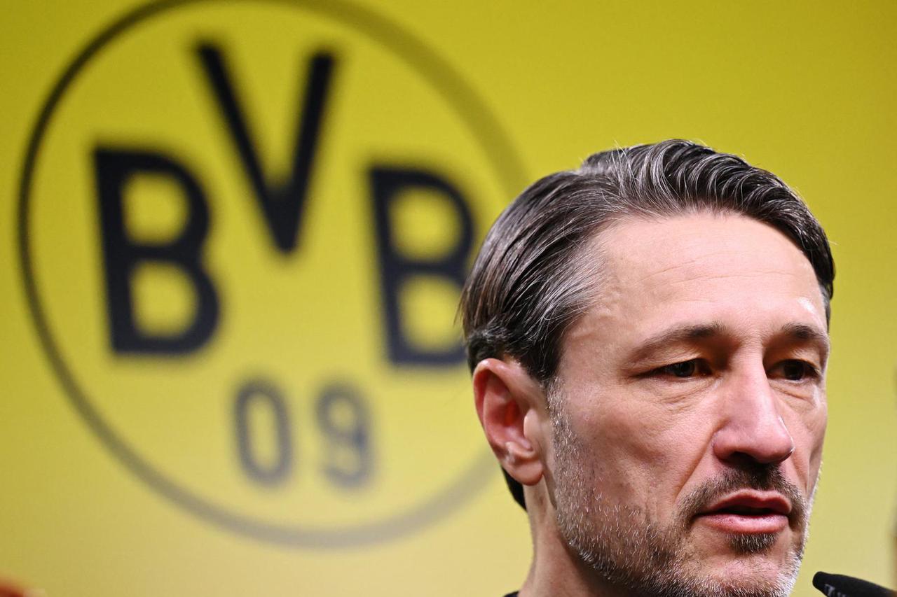 Borussia Dortmund present new coach Niko Kovac