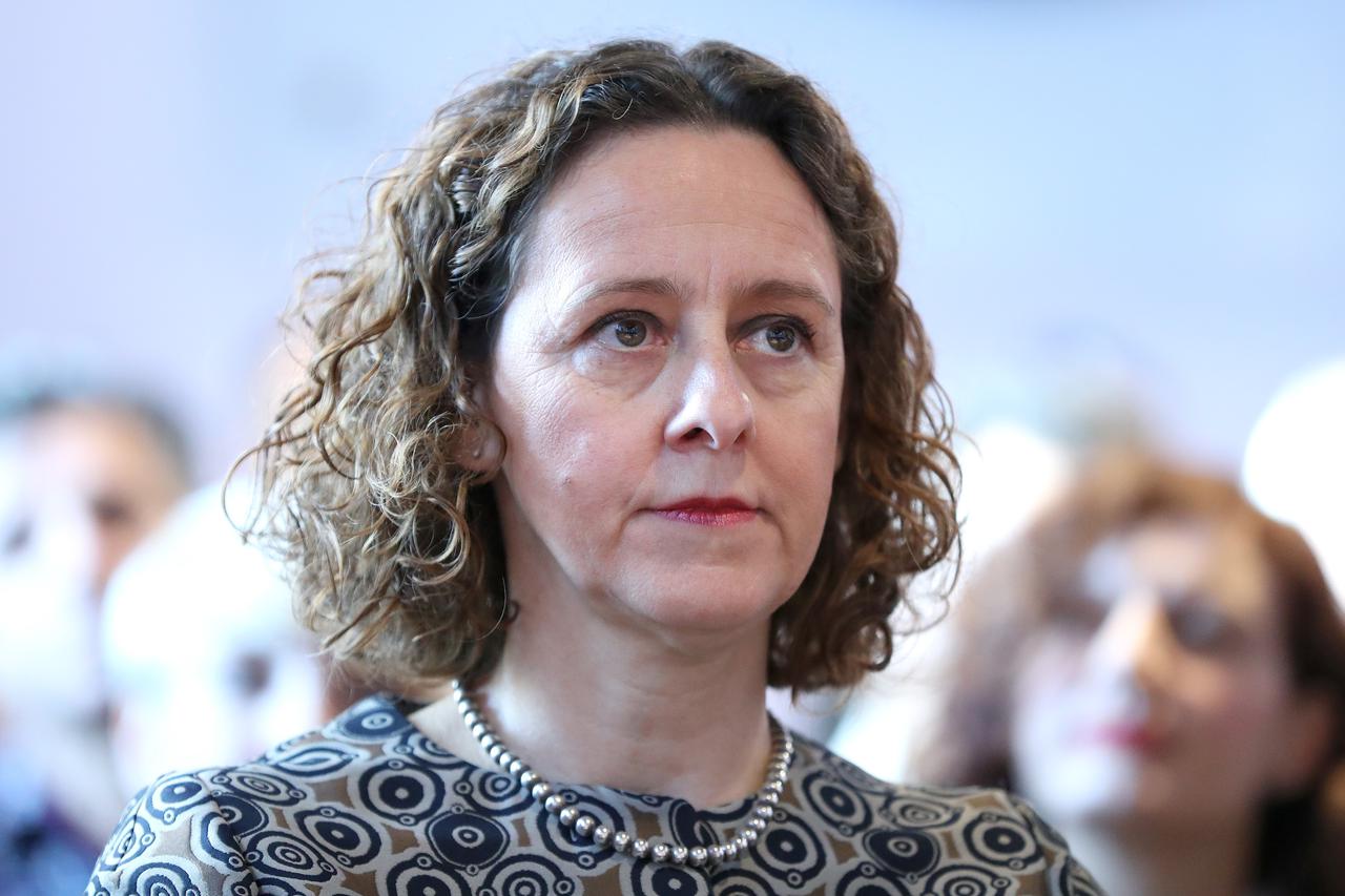 Nina Obuljen