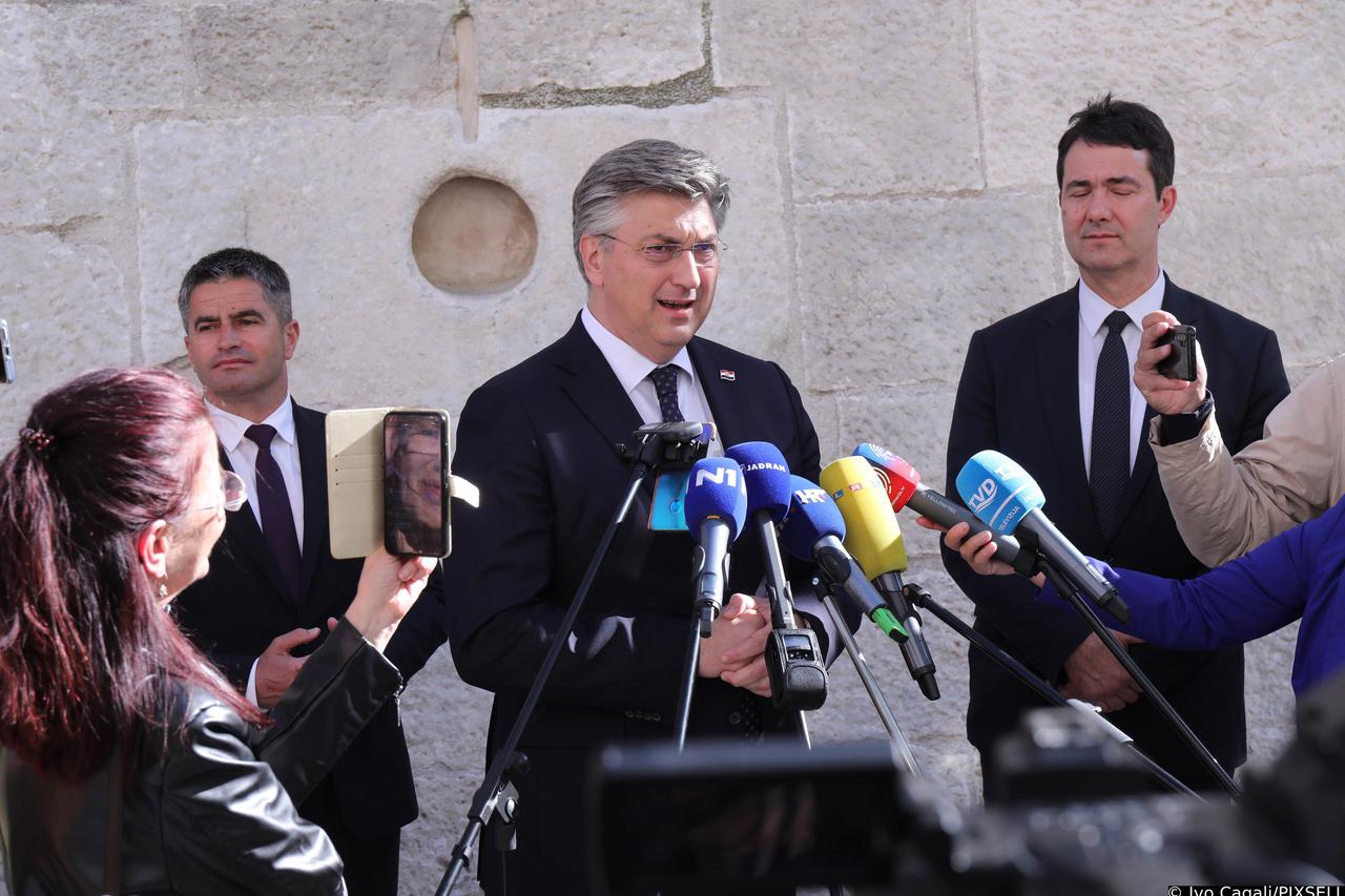 Split: Plenković se sastao sa stranačkim kolegama i kandidatom za gradonačelnika 