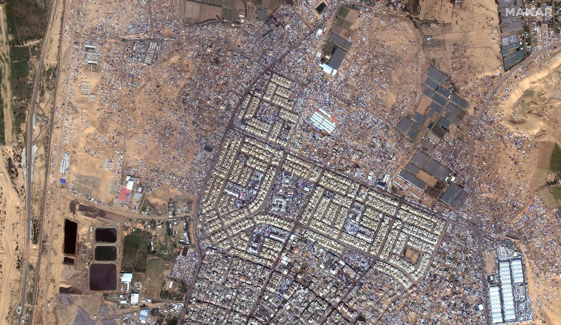 A satellite image shows tent shelters for displaced people, amid the ongoing conflict between Israel and the Palestinian Islamist group Hamas, in Rafah, Gaza, February 7, 2024. Maxar Technologies/Handout via REUTERS    THIS IMAGE HAS BEEN SUPPLIED BY A THIRD PARTY. NO RESALES. NO ARCHIVES. MANDATORY CREDIT. DO NOT OBSCURE LOGO. Photo: MAXAR TECHNOLOGIES/REUTERS