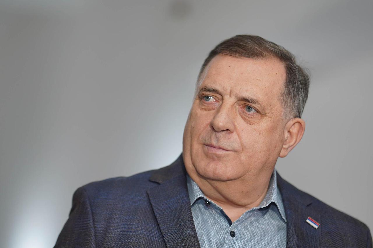 Banja Luka: Promocija 50. broja časopisa "Argumenti" čiji je izdavač stranka Milorada Dodika