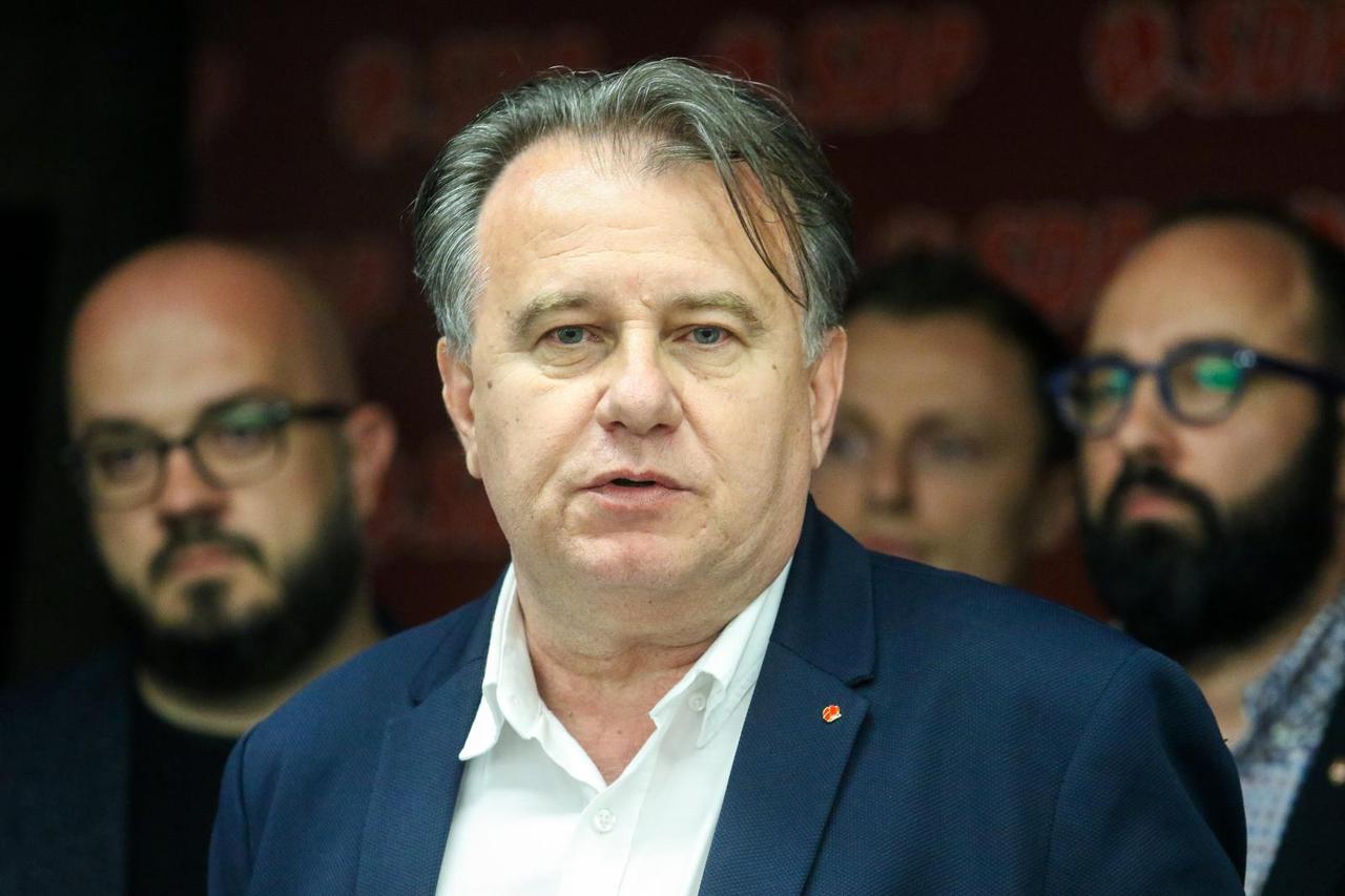 Sarajevo: Nermin Nikšić ponovo izabran za predsjednika SDP-a