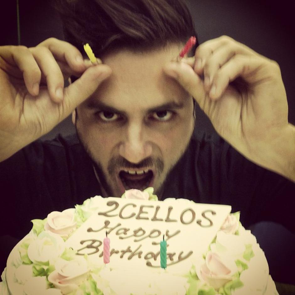2cellos