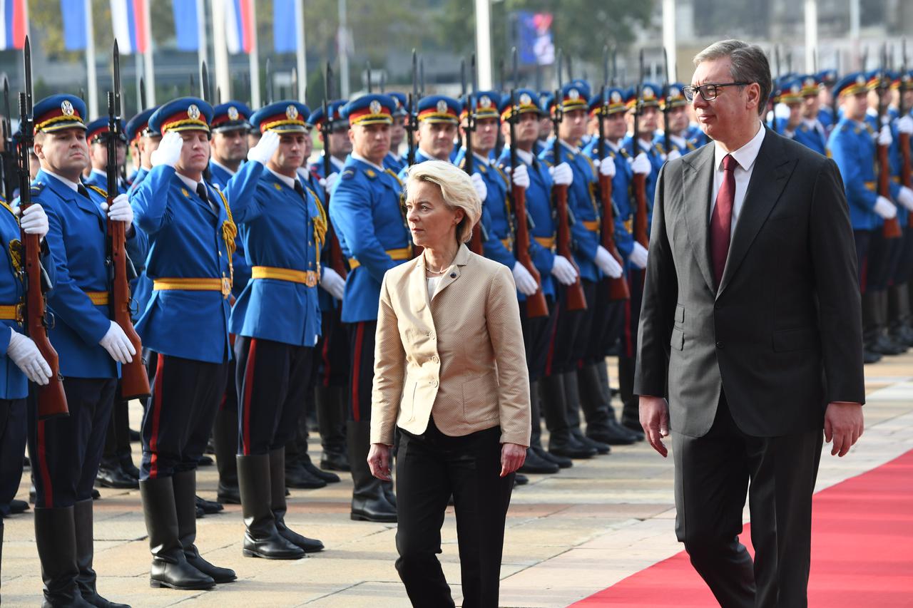 Aleksandar Vučić ugostio je predsjednicu Europske komisije Ursulu von der Leyen, koja boravi u službenom posjetu Srbiji