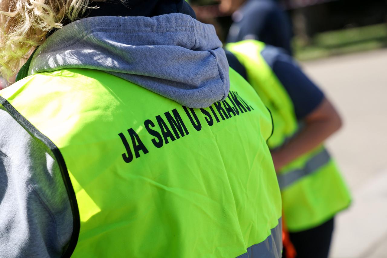 Zagreb: Sindikat zaposlenih u poljoprivredi održao prosvjed podrške radnicima Zvijezde i PIK Vrbovca