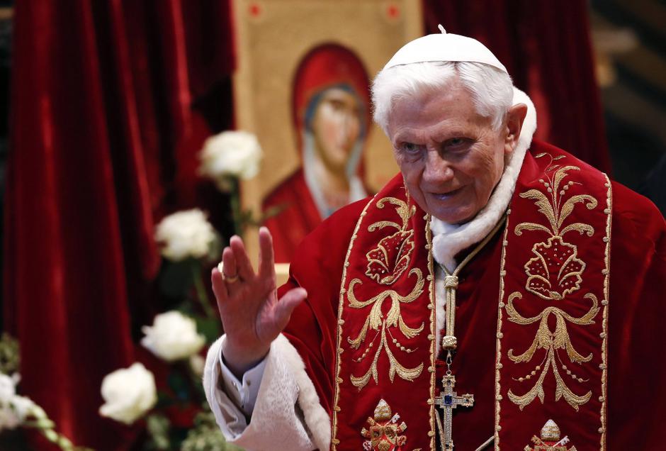 papa benedikt xvi.,portal