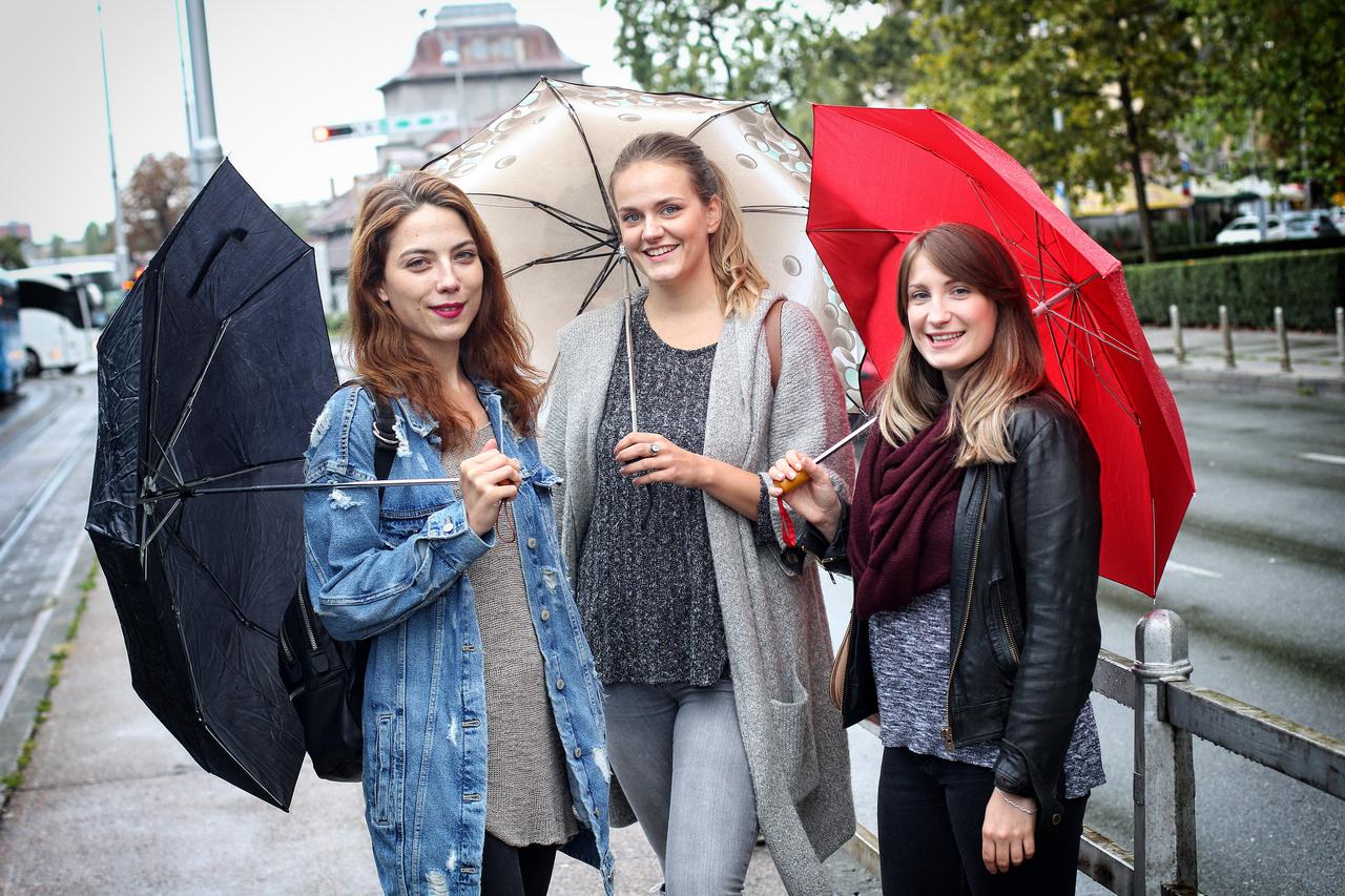 ea Harasemljuk, Sarah Dogan i Dijana Klobučar, studentice Filozofskog fakulteta koje rade preko studentskog ugovora