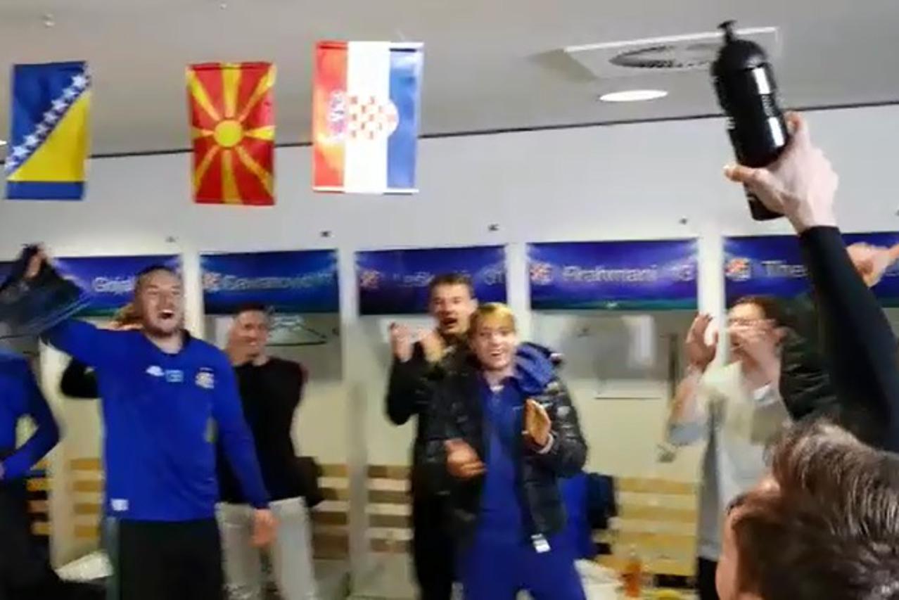 Slavlje u svlačionici