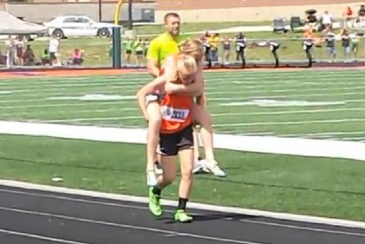 Nosila sestru do cilja