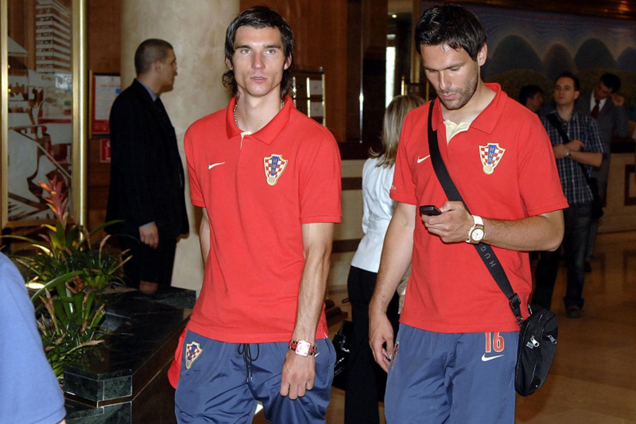 Jerko Leko, Nikola Pokrivač