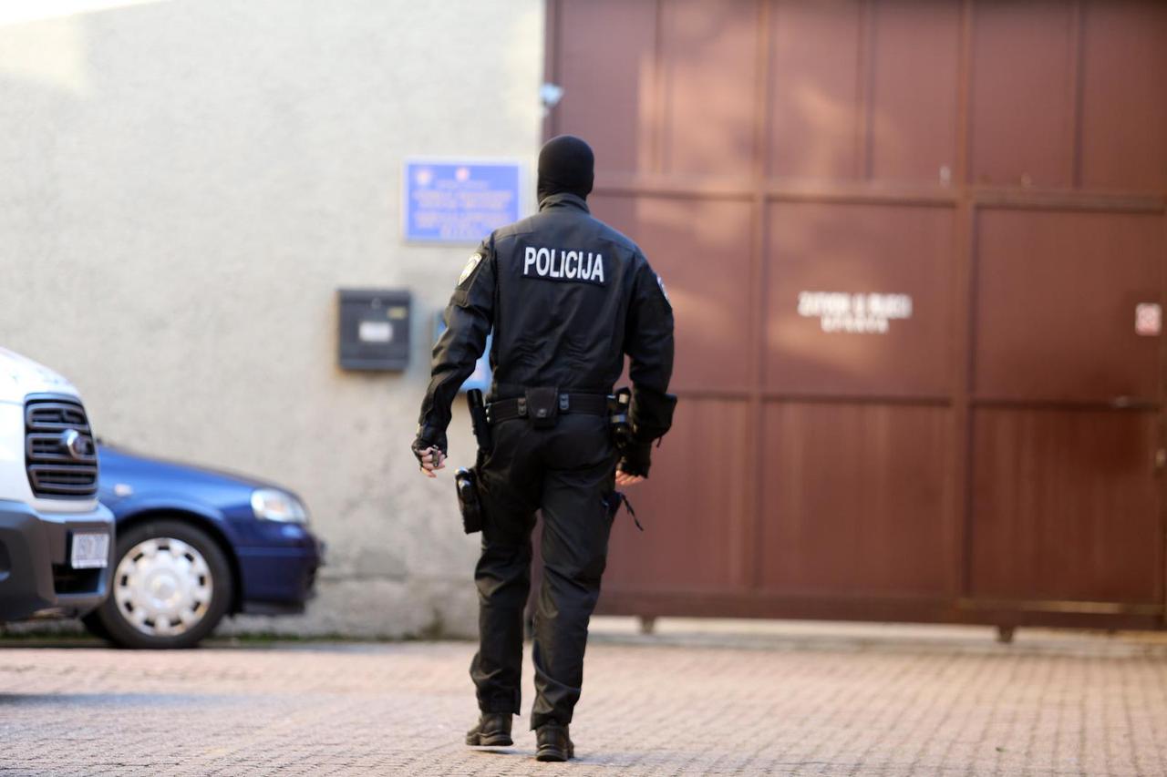 Rijeka: Zaplijenjeno 100 kilograma kokaina u vrijednosti više od 3 milijuna eura