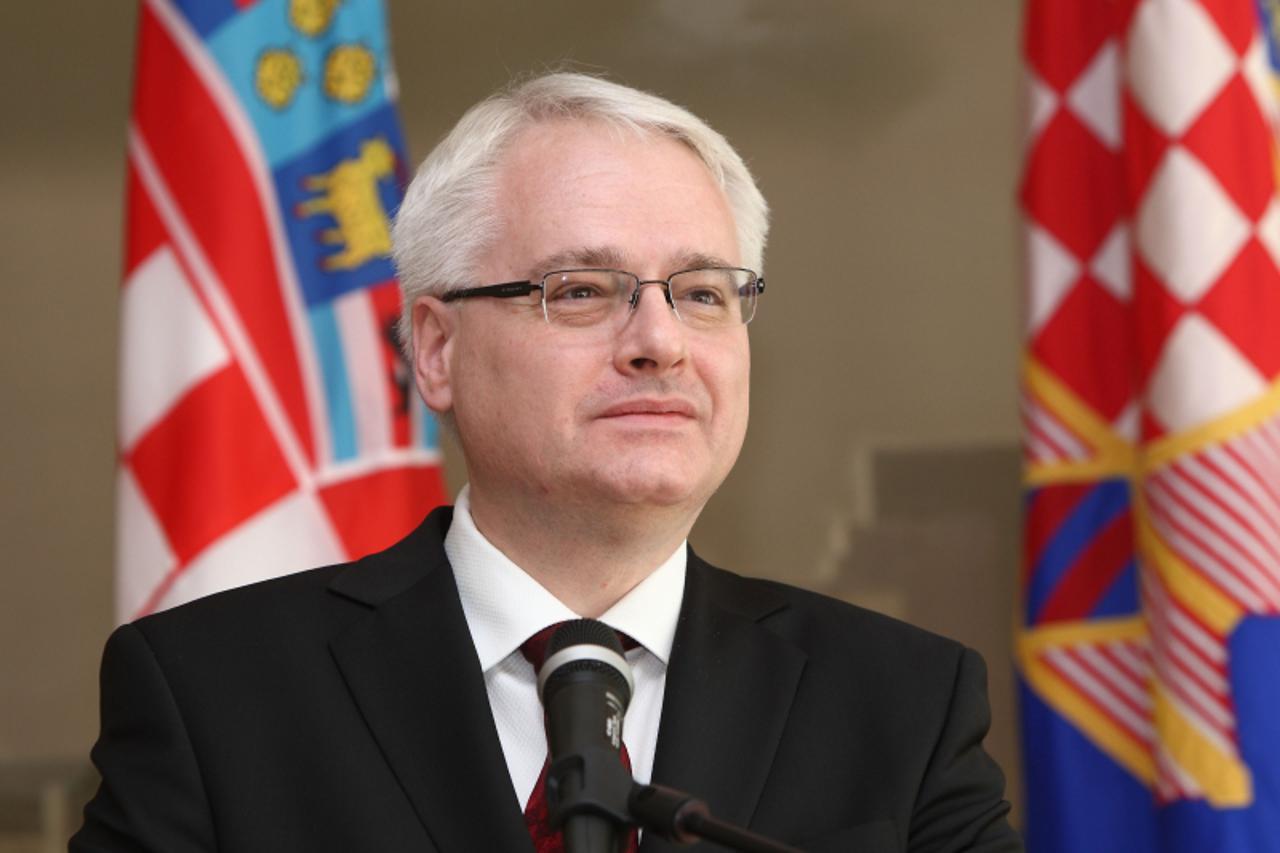 '01.04.2010.,Zagreb,Hrvatska,Pantovcak,Ured Predsjednika.Predsjednik Ivo Josipovic odrzao je tiskovnu konferenciju povodom obiljezavanja prve godisnjice ulaska Republike Hrvatske u Nato savez.Ivo Josi