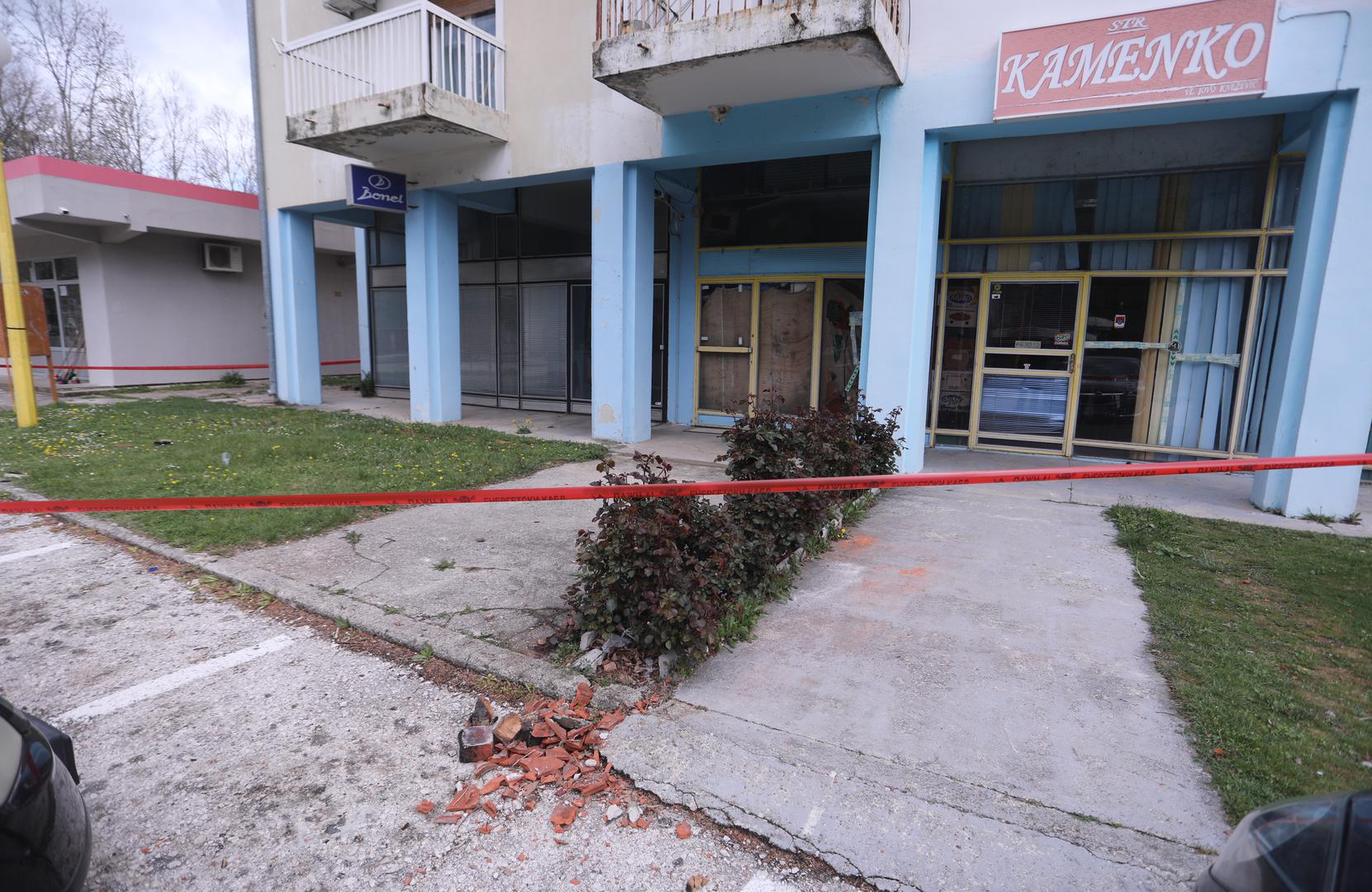 23.04.2022., Ljubinje, Bosna i Hercegovina  - Epicentar potresa u Ljubinju nedaleko od Stoca gdje je najvise stradala zgrada opcine. Photo: Ivo Cagalj/PIXSELL