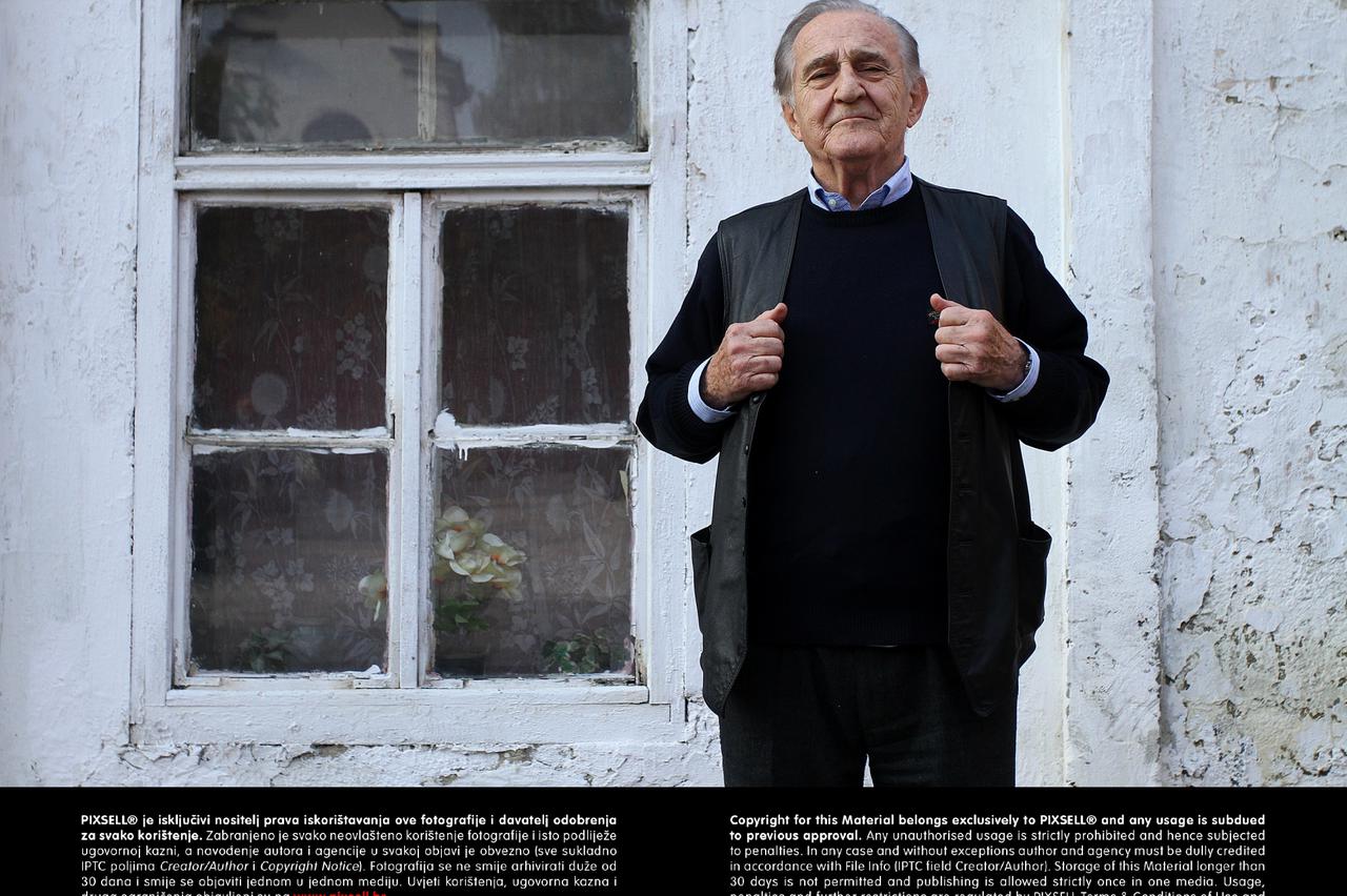 Veljko Bulajić