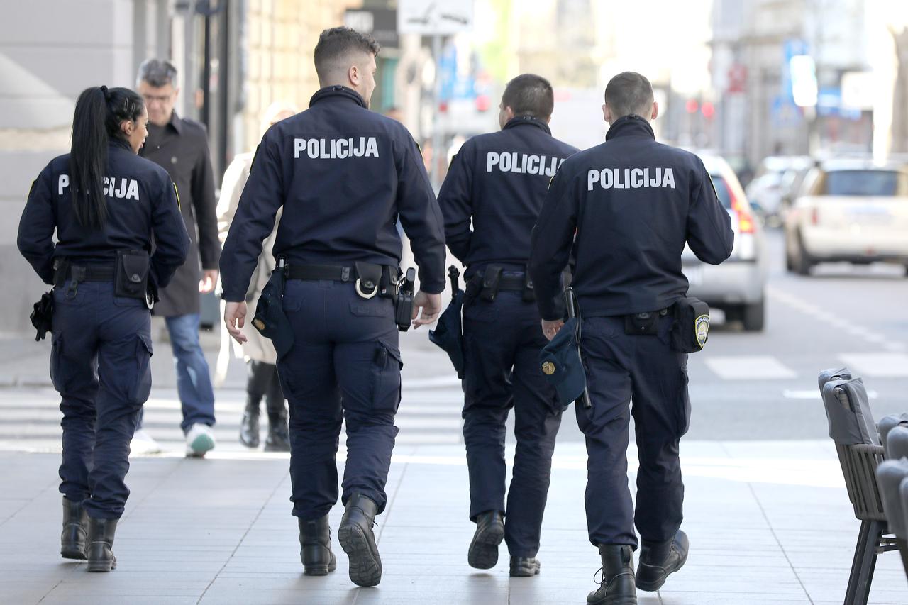 Zagreb: Policajci u ophodnji