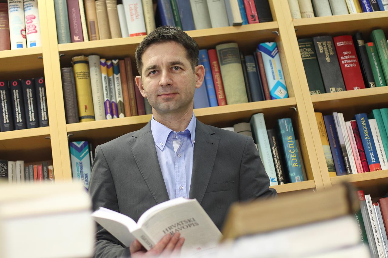 Željko Jozić, ravnatelj Instituta za hrvatski jezik i jezikoslovlje
