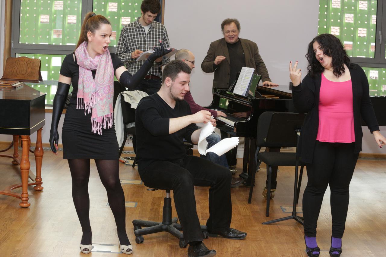 17.03.2015., Zagreb - Rezijska proba s pjevacima-studentima akademije za operu Madame Buffault, skladatelja Borisa Papandopula. Probu su vodili redateljica Dora Ruzdjak Podolski i dirigent Mladen Tarbuk. Photo: Zarko Basic/PIXSELL