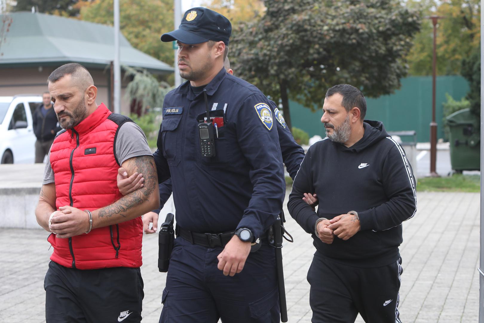 Ovo su pljačkaši koje je uhitila karlovačka policija nakon intenzivne potrage i opsežnog kriminalističkog istraživanja. 