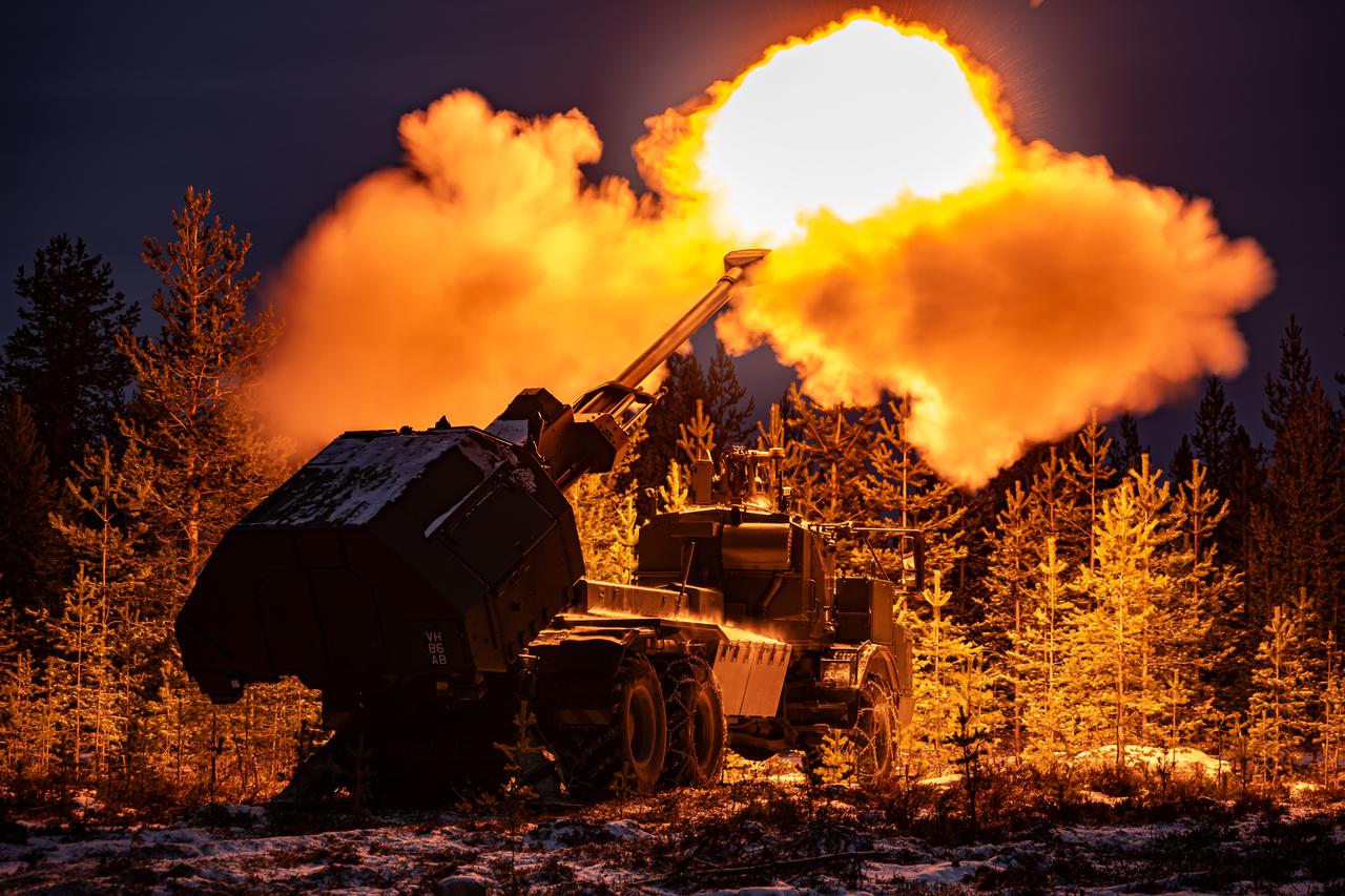 19th Regiment Royal Artillery training in Finland