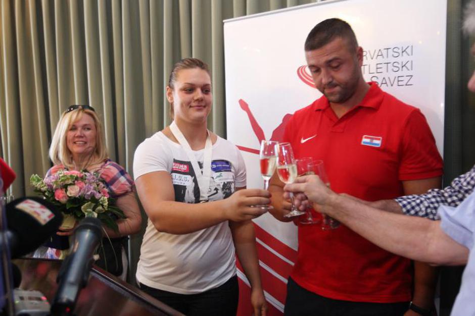 Edis Elkasević i Sandra Perković