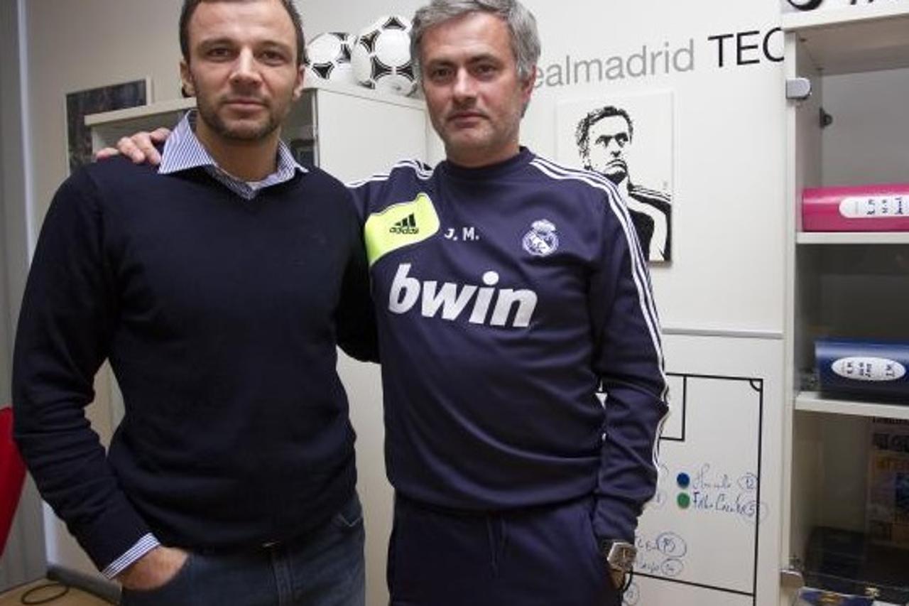 Anthony Hudson i Jose Mourinho