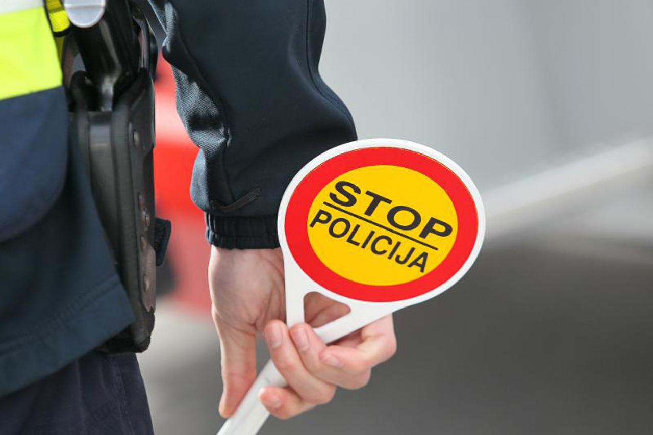 policija,lizalica