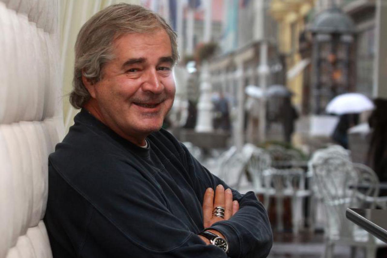 đelo hadžiselimović