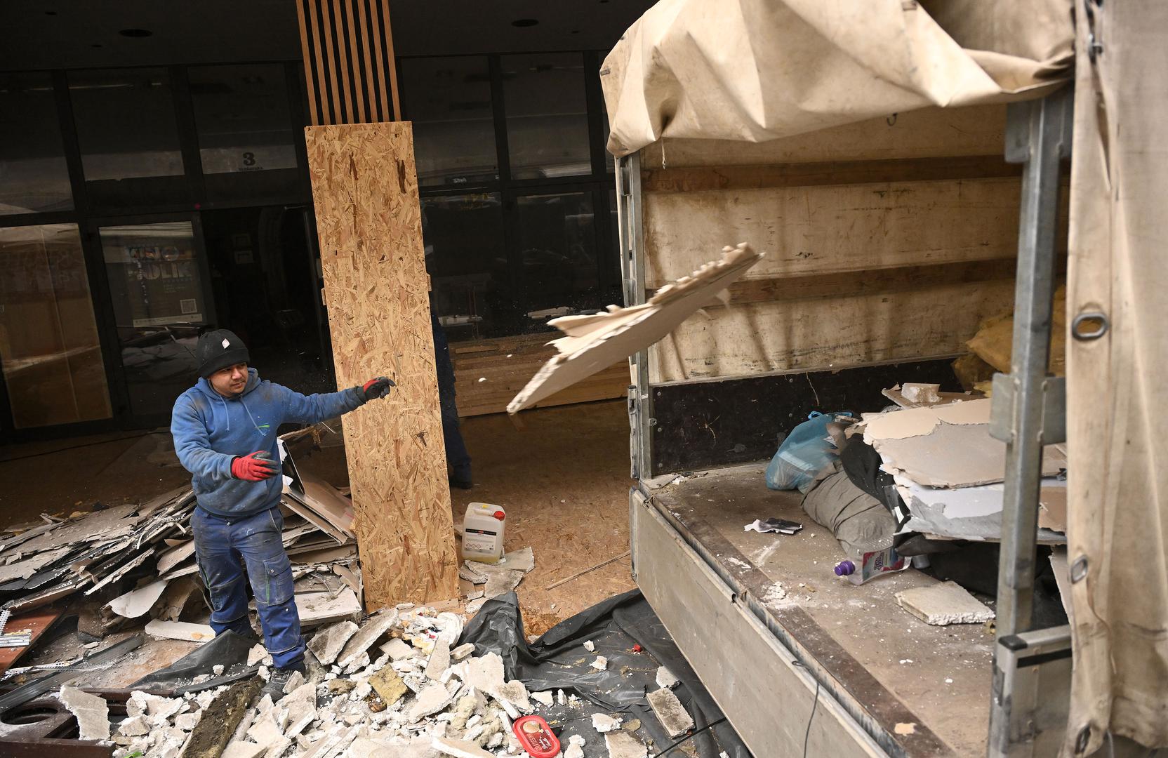 Početkom veljače započeli su radovi na projektu "Novo kino Europa – unaprjeđenje javne kulturne infrastrukture“, a trenutačno je gradilište u samom središtu grada u punom pogonu.