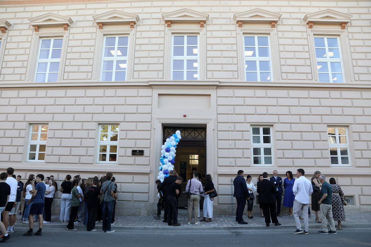 Petrinja: Svečano otvorenje obnovljene zgrade Srednje škole Petrinja