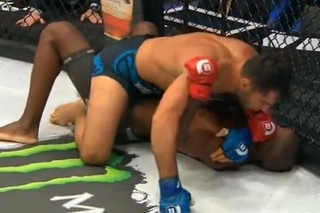 Mousasi Carvalho