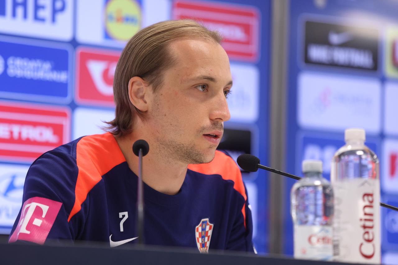 Rijeka: Lovro Majer i Nikola Moro na konferenciji za medije
