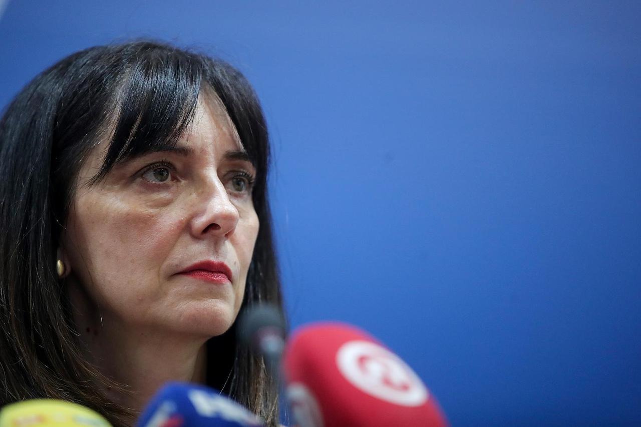 Zagreb: Ministrica Divjak o povratku učenika razredne nastave u škole