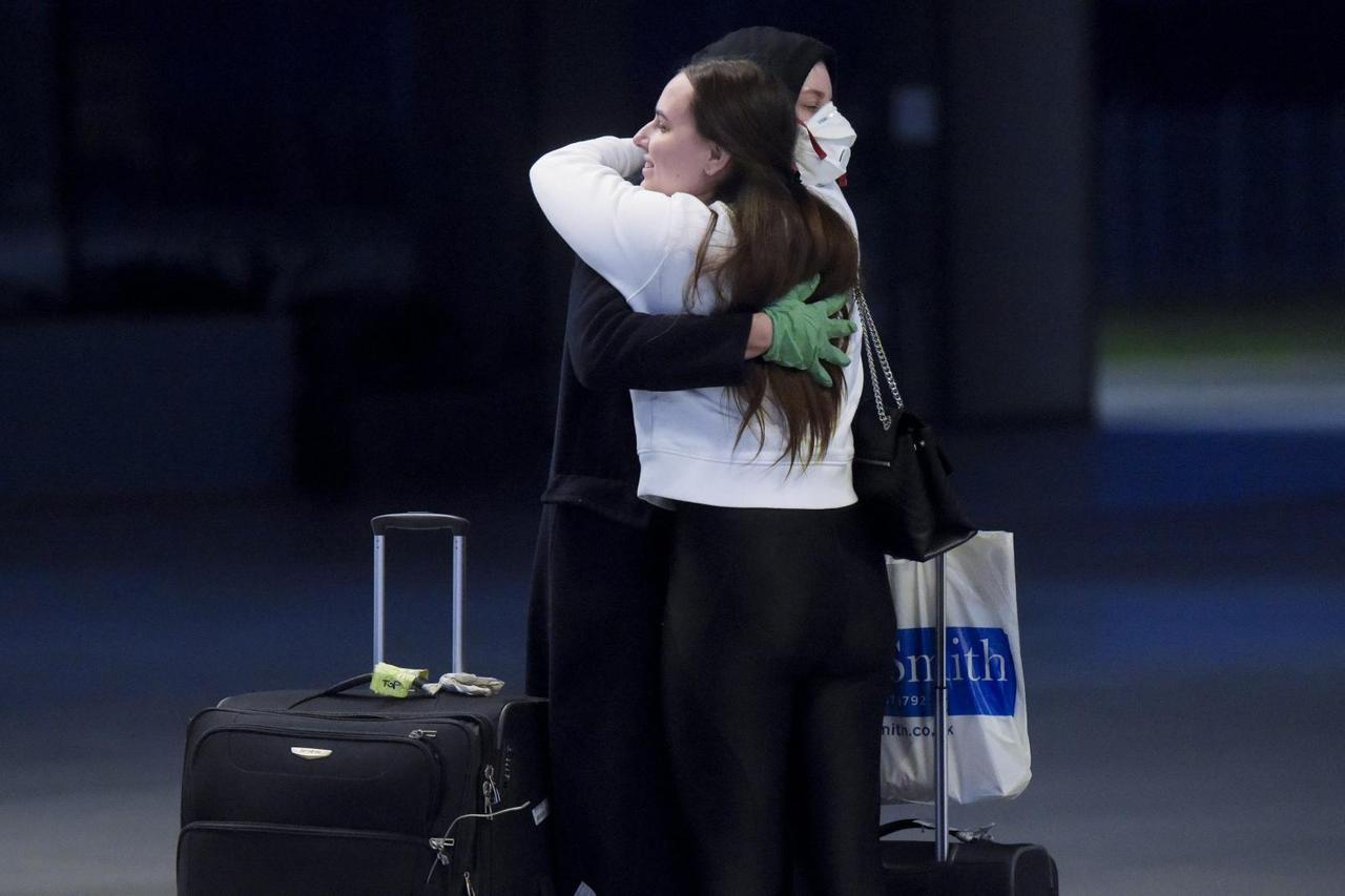 Hrvatski državljali vratili se iz inozemstva izvanrednim komercijalnim letovima