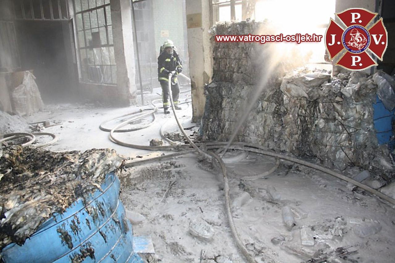 požar, eksplozija, osijek (1)