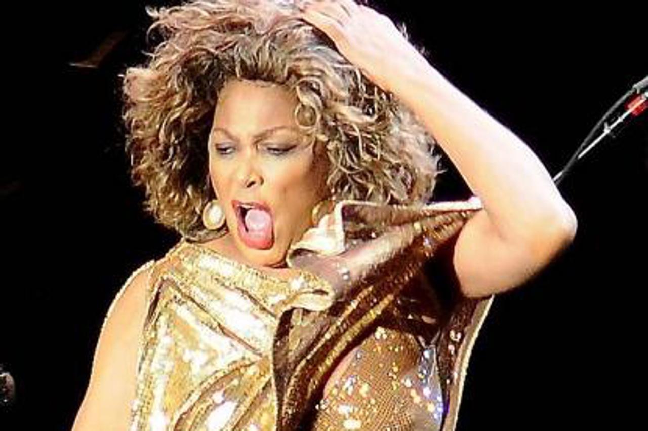 'WORLD RIGHTS EXCEPT IRELAND Tina Turner plays O2 Arena, Dublin, Ireland. 26/03/2009 BYLINE BIGPICTURESPHOTO.COM: 823   USAGE OF THIS IMAGE OR COPY WRITTEN THAT IS BASED ON THE CAPTION, IS CONDITIONAL