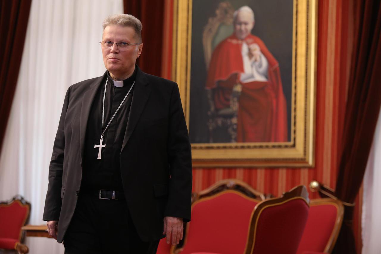 Đakovo: Đuro Hranić o optužbama za zataškivanje istine o seksualnom uznemiravanju ministrantica