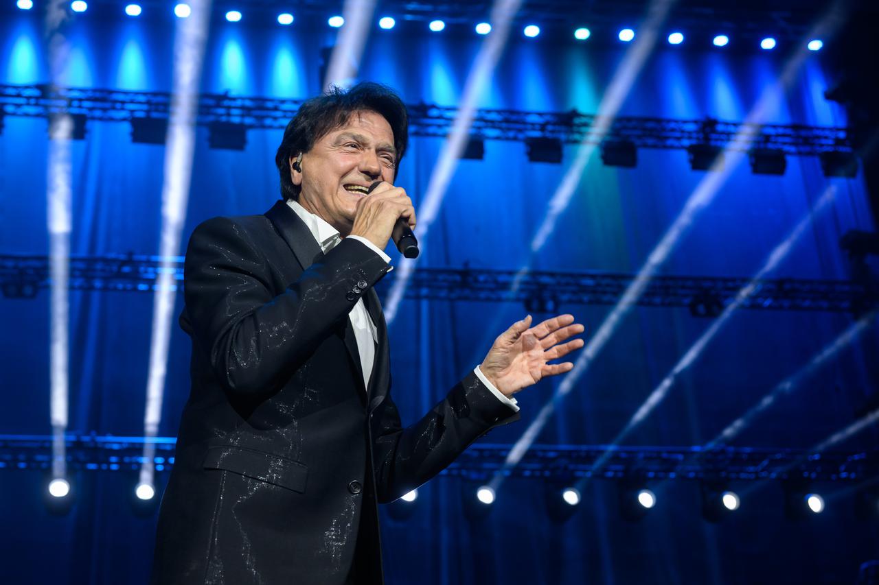 Zdravko Čolić održao je koncert u Areni Zagreb