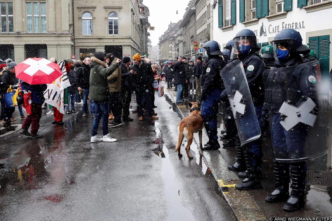 Referendum about Swiss COVID-19 law, in Bern