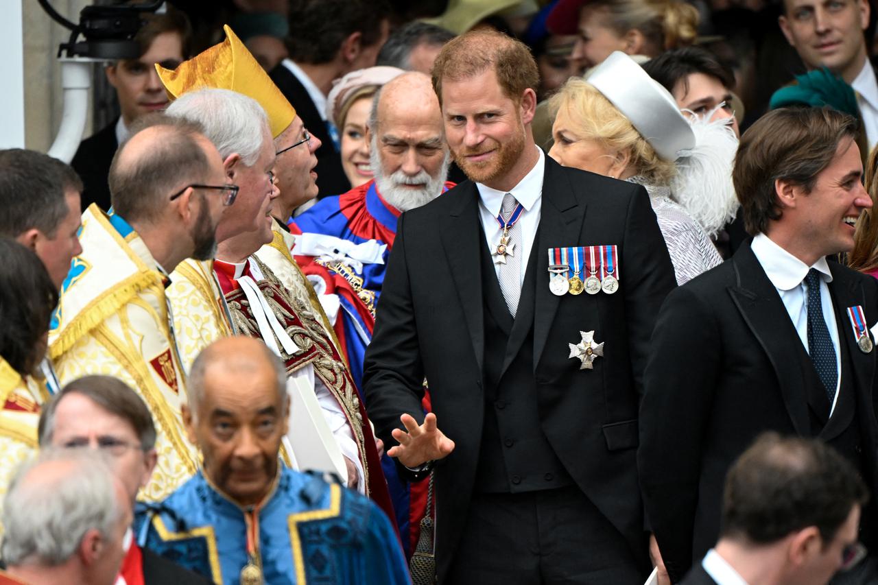 Princ Harry odmah nakon krunidbe napustio je London