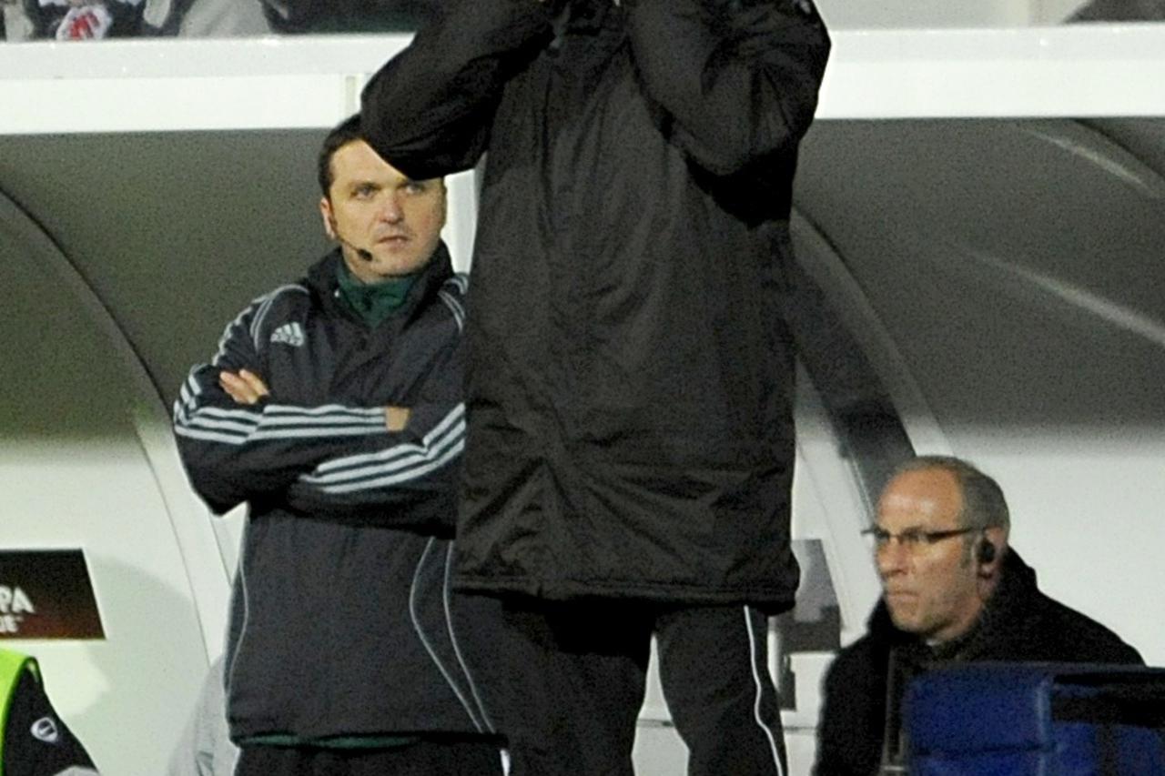CSKA Sofia Coach Luboslav Penev on the touchline.  Photo: Press Association/PIXSELL