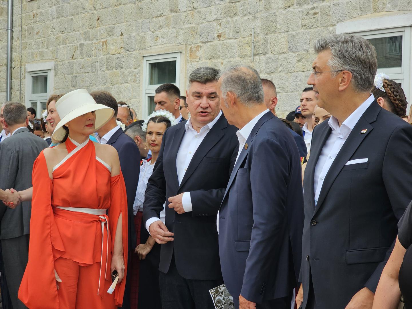 Više fotografija naše prve dame i doktorice Sanje Musić Milanović pogledajte u ostatku naše galerije.