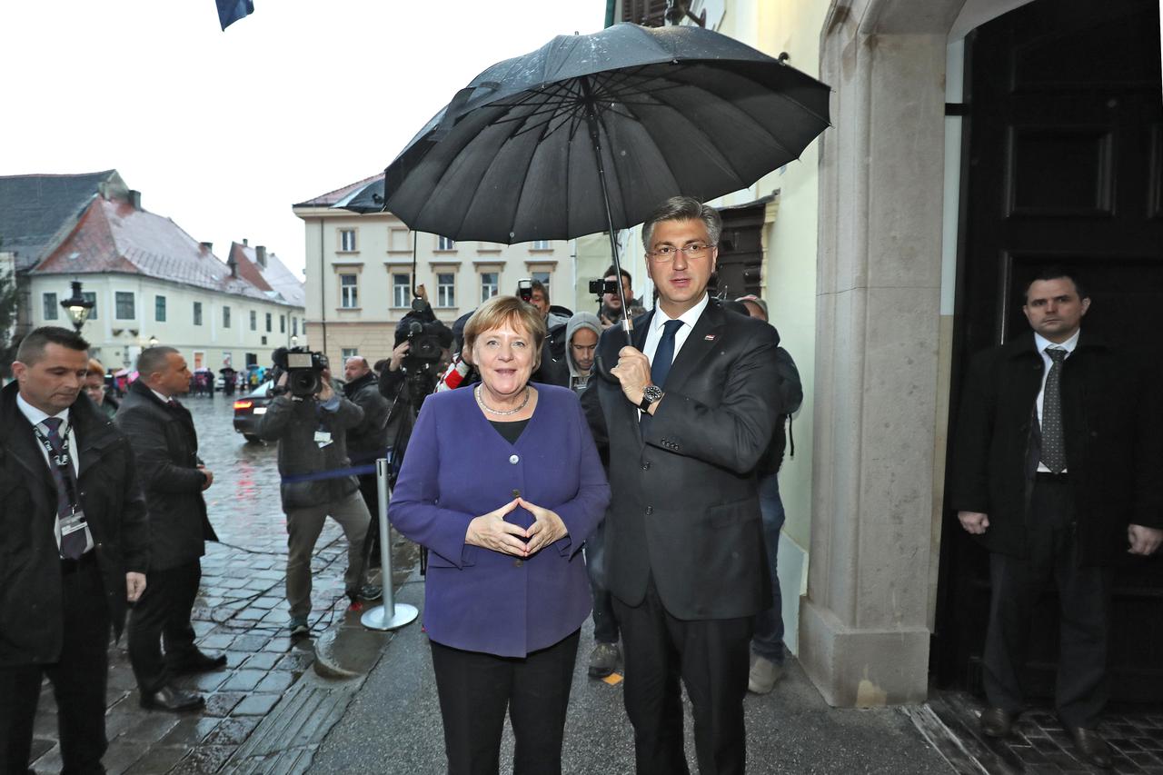 Zagreb: Andrej Plenković ispred Banskih dvora dočekao kancelarku Angelu Merkel